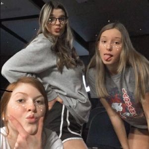 Meet your Posher, Kaysi